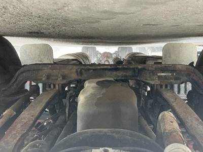 Peterbilt 386 Front Axle Assembly