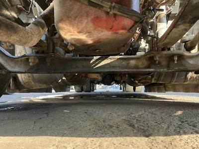 Peterbilt 579 Front Axle Assembly