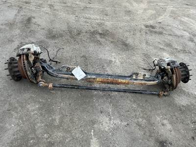 Spicer 4400 LP Front Axle Assembly for a International 4400 LP