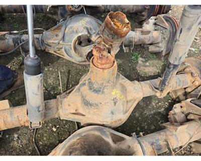 Dana DANA80 Rear Axle Assembly for a Workhorse Custom Chassis W62