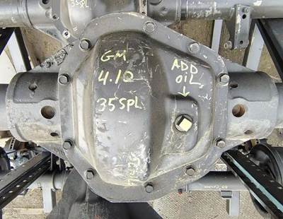 Dana-Spicer 70 Rear Axle Assembly