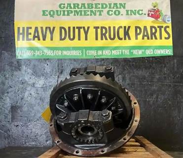 Dana-Spicer N175S Rear Axle Assembly for a International 4700