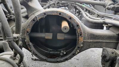 Axle Alliance RT40-4NF Front Axle Housing for a Freightliner Cascadia 125