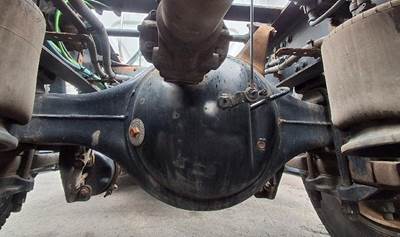 Axle Alliance RT40-4NF Front Axle Housing for a Freightliner CASCADIA