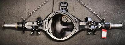 Spicer Front Axle Housing