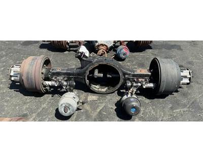 Detroit Front Axle Housing for a Freightliner Cascadia 126