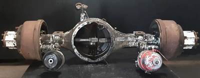 Eaton DS402 Front Axle Housing for a Peterbilt 377