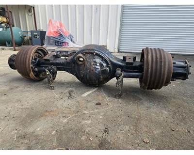 Eaton DS402 Front Axle Housing for a Freightliner FLA USF-1E HIGH