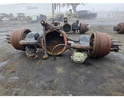 Eaton DS402 Front Axle Housing