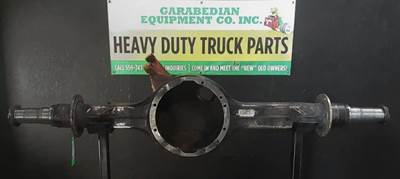 Eaton DS404 Front Axle Housing for a Freightliner Columbia 120