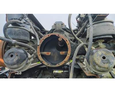 Eaton DS404 Front Axle Housing for a Kenworth T800