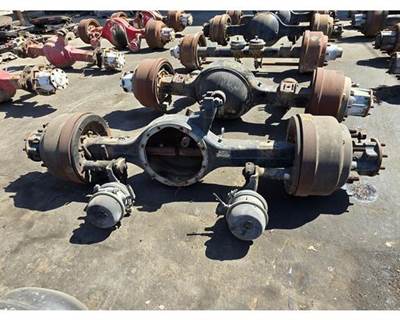 Eaton DS404 Front Axle Housing