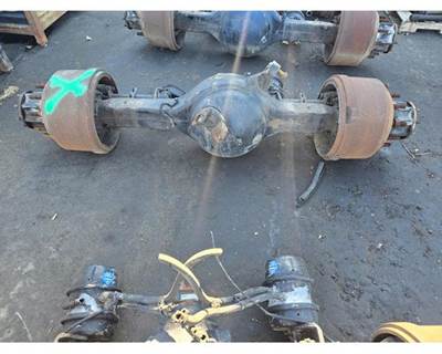 Eaton DS404 Front Axle Housing