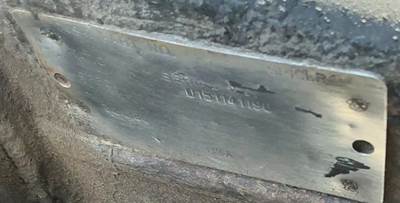 Eaton DSP40 Front Axle Housing for a Kenworth T680