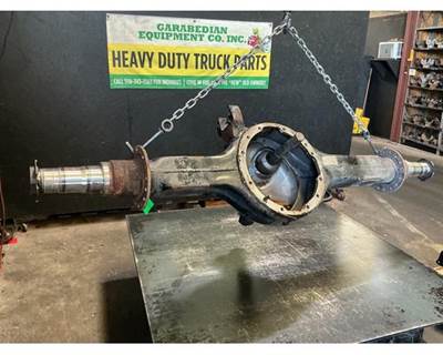 Eaton DSP40 Front Axle Housing for a Kenworth T680