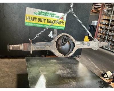 Eaton DSP40 Front Axle Housing for a Kenworth T680