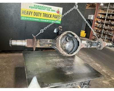 Eaton DSP40 Front Axle Housing for a Kenworth T680
