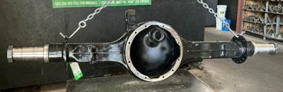 Eaton DSP41 Front Axle Housing for a Peterbilt 384