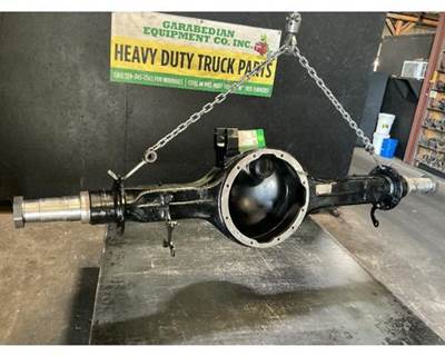 Eaton DSP41 Front Axle Housing for a Peterbilt 384