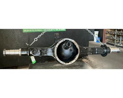 Eaton DSP41 Front Axle Housing for a Peterbilt 384