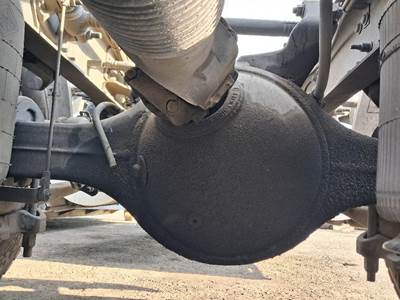 Meritor-Rockwell MD20143 Front Axle Housing for a International LT625