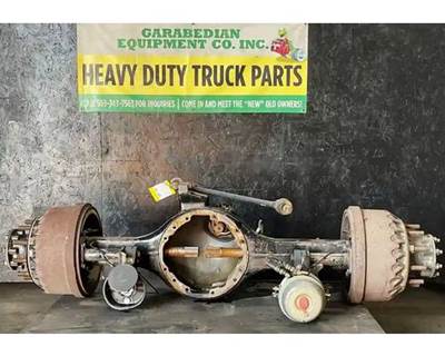 Meritor-Rockwell MD20143 Front Axle Housing for a Volvo VNL670