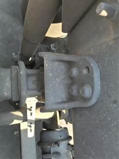Meritor-Rockwell MD2014X Front Axle Housing for a Freightliner Cascadia 125