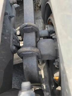 Meritor-Rockwell MD2014X Front Axle Housing for a Mack CXU613