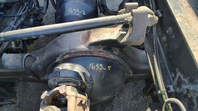 Meritor-Rockwell MD2014X Front Axle Housing for a International PROSTAR