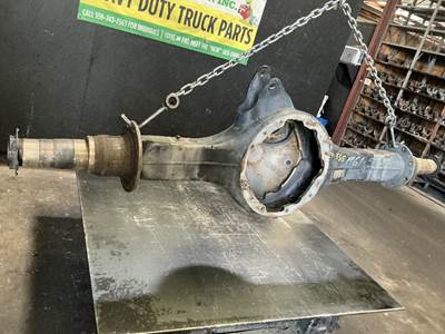 Meritor-Rockwell MD2014X Front Axle Housing for a Mack CXU613