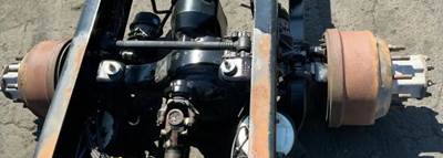 Meritor-Rockwell MD2014X Front Axle Housing for a Kenworth T680