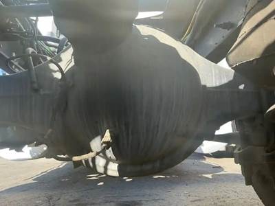 Meritor-Rockwell MD2014X Front Axle Housing for a International LT625