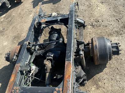 Meritor-Rockwell MD2014X Front Axle Housing for a Mack CXU613