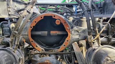 Meritor-Rockwell MD2014X Front Axle Housing for a Freightliner Cascadia 126