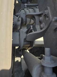 Meritor-Rockwell MD2014X Front Axle Housing for a International RH613