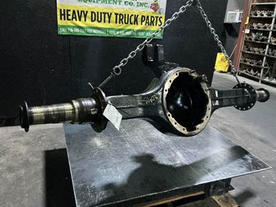 Meritor-Rockwell MD2014X Front Axle Housing for a International RH613