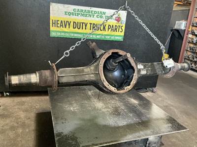 Meritor-Rockwell MD2014X Front Axle Housing for a Freightliner Cascadia 126