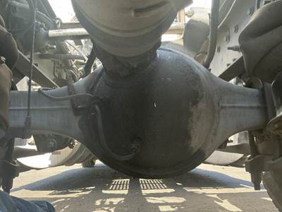 Meritor-Rockwell MD2014X Front Axle Housing for a International LT625