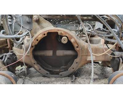 Meritor-Rockwell MD2014X Front Axle Housing for a Mack CXU613