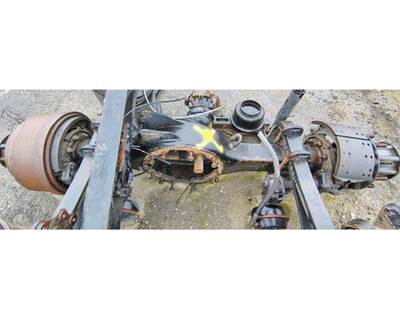 Meritor-Rockwell MD2014X Front Axle Housing for a Mack CXU613