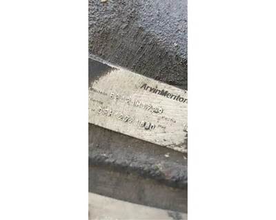 Meritor-Rockwell MD2014X Front Axle Housing for a Freightliner Cascadia 125