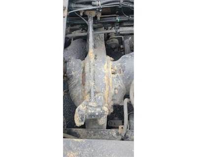 Meritor-Rockwell MD2014X Front Axle Housing for a Freightliner Cascadia 125