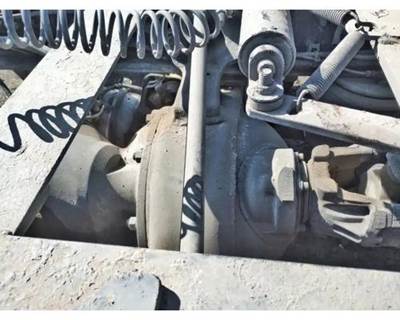 Meritor-Rockwell MD2014X Front Axle Housing for a International ProStar