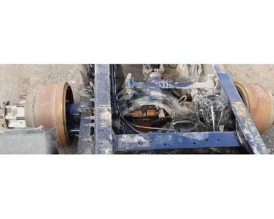 Meritor-Rockwell MD2014X Front Axle Housing for a Volvo VNL