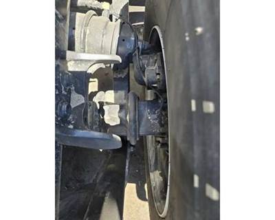 Meritor-Rockwell MD2014X Front Axle Housing for a International RH613