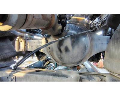 Meritor-Rockwell MD2014X Front Axle Housing for a Mack CXU613