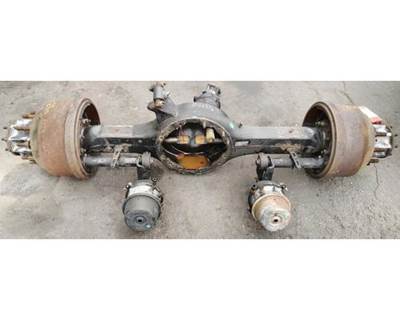 Meritor-Rockwell MD2014X Front Axle Housing for a Freightliner Cascadia 125