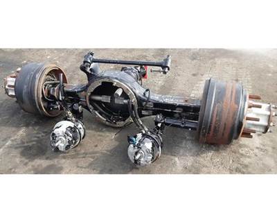 Meritor-Rockwell MD2014X Front Axle Housing for a Freightliner Cascadia 126