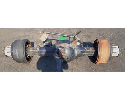 Meritor-Rockwell MD2014X Front Axle Housing for a Freightliner Cascadia 125