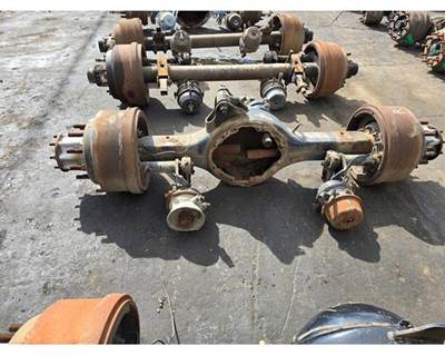 Meritor-Rockwell MD2014X Front Axle Housing for a Volvo VN